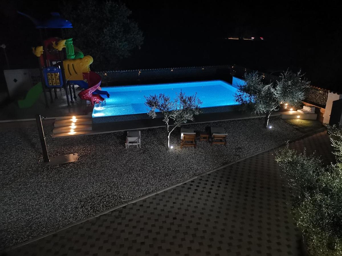 Jacuzi Cottage In The Olive Grove Pula Buitenkant foto